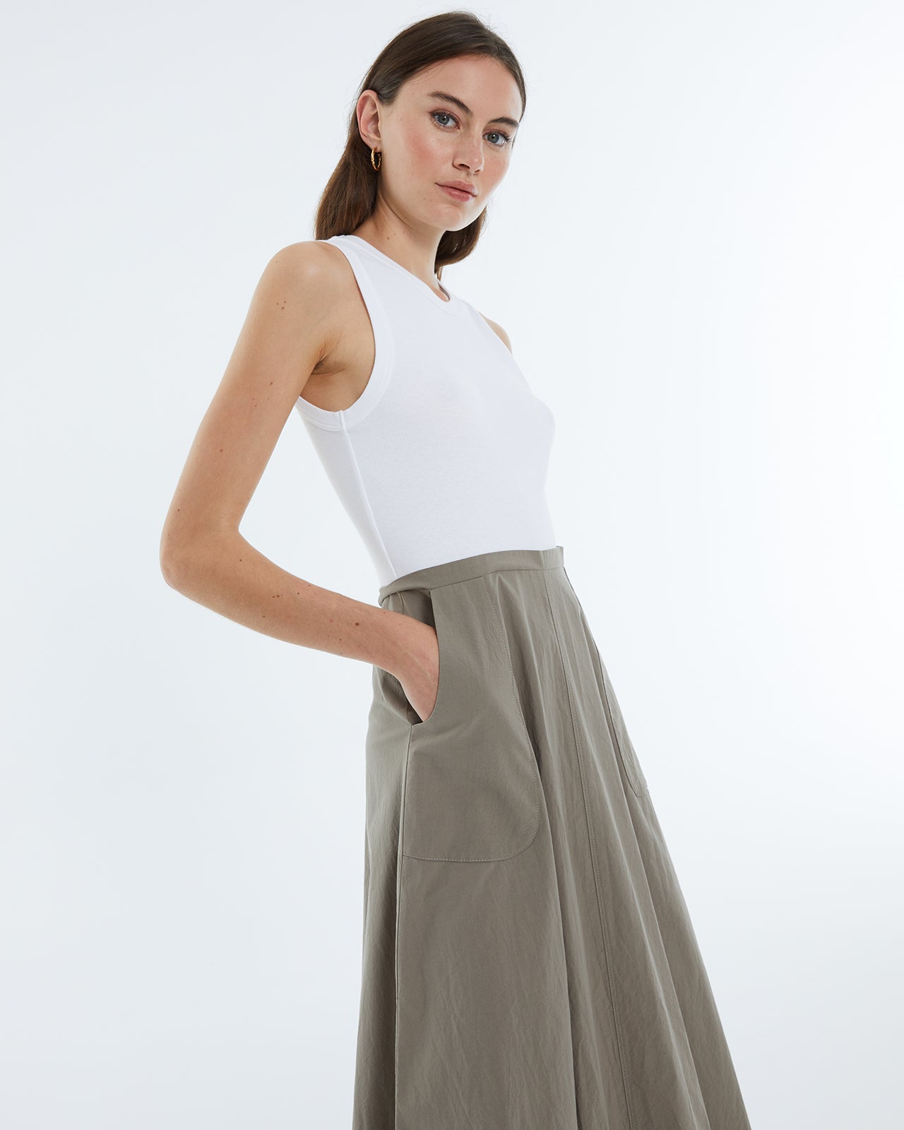 Andam Sleeveless white and khaki cotton dress