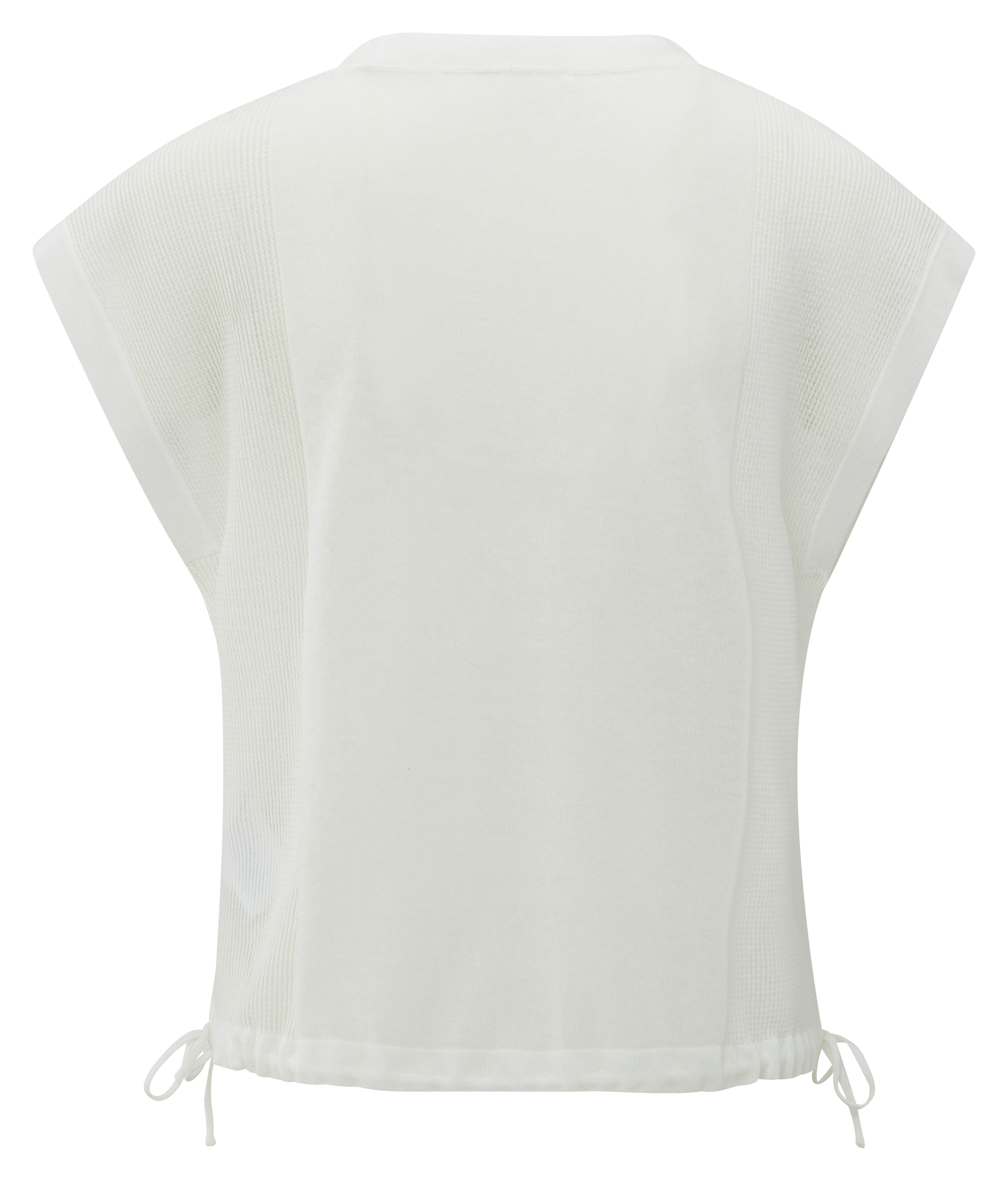 YAYA Sleeveless Mixed Textures Swea