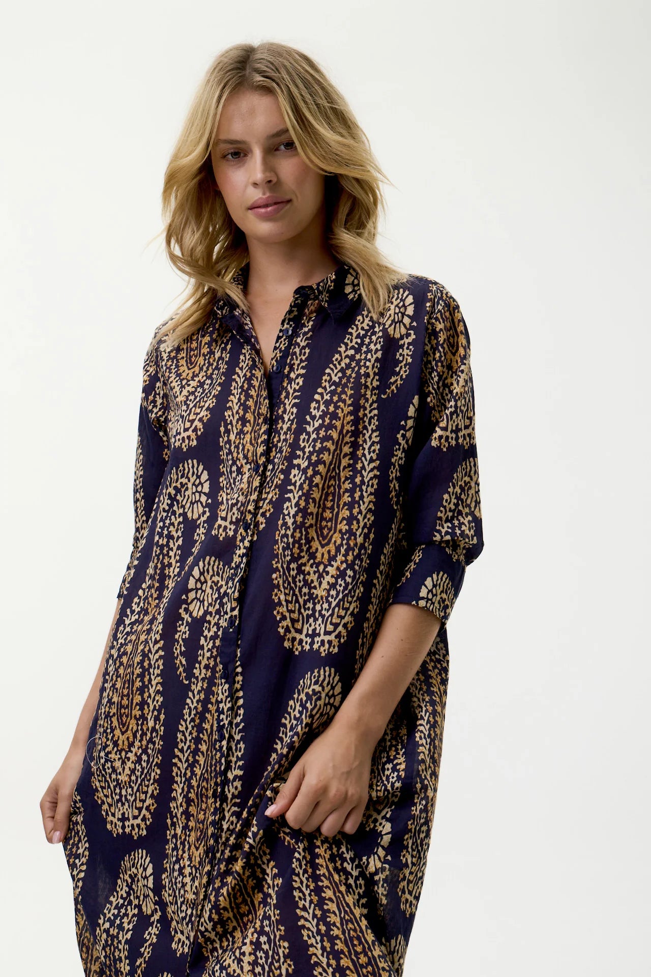 One Season Daisy-Provence-Cotton-Navy Paisley