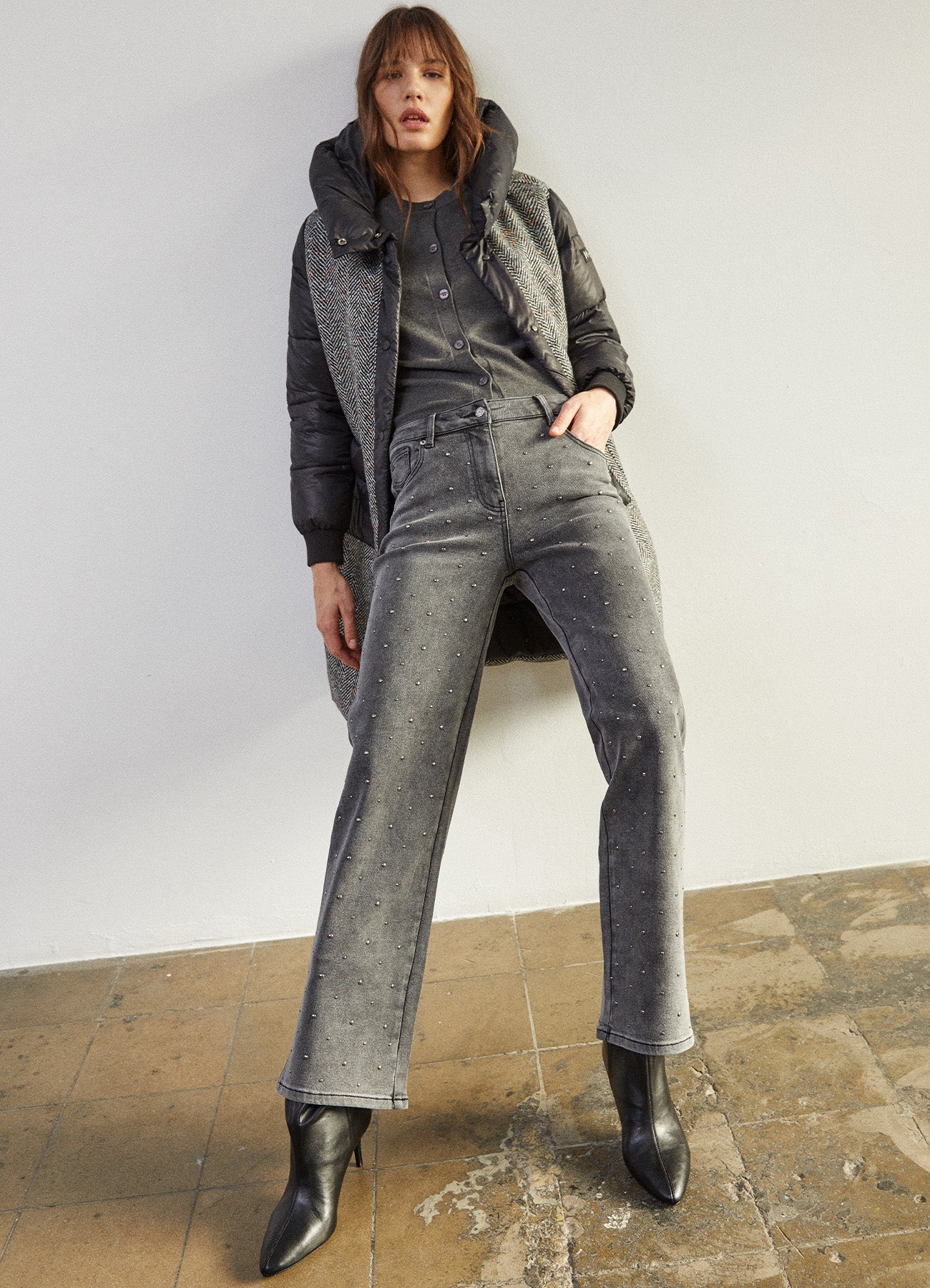 Andam High-waisted wide-leg Jeans with Studs