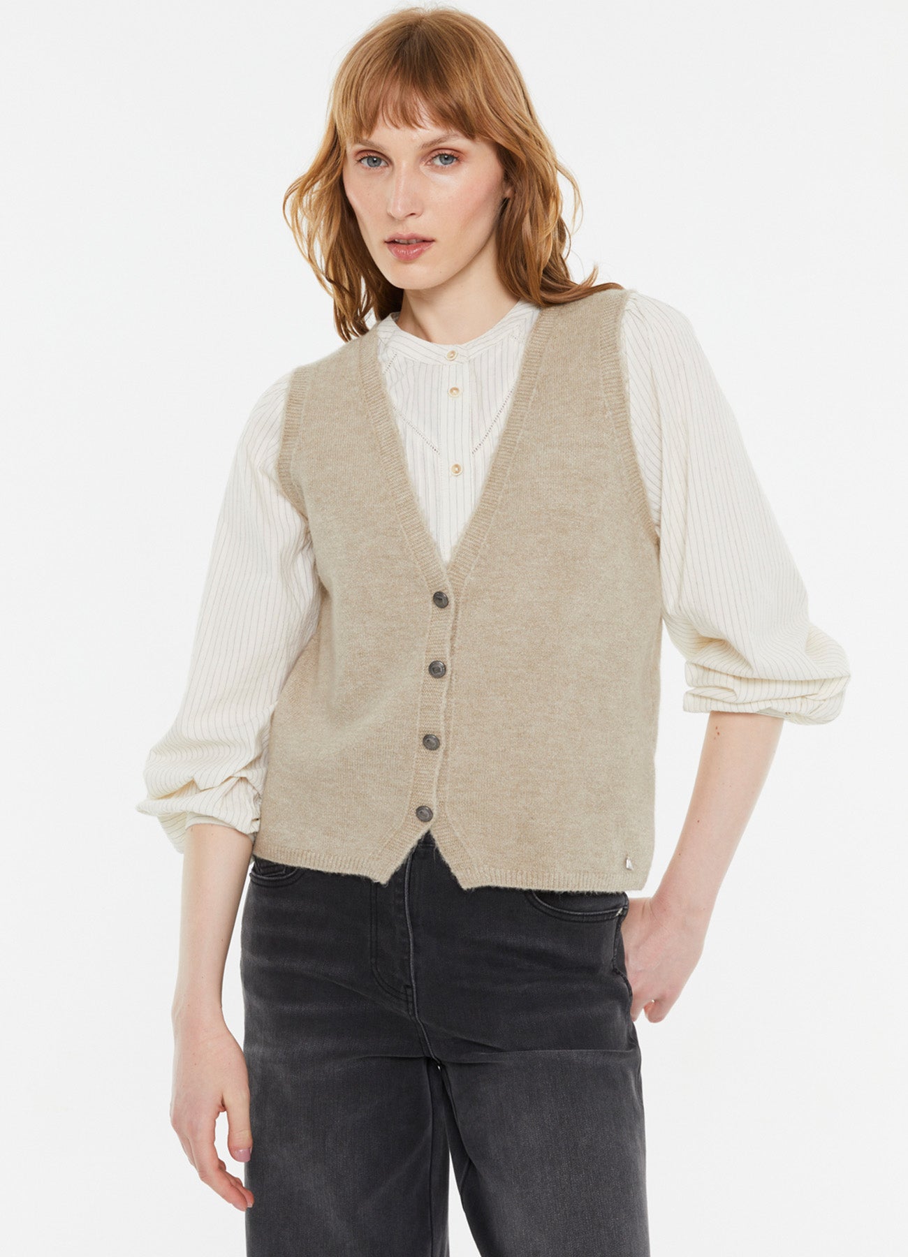 Andam Knitted Vest with Metal Buttons