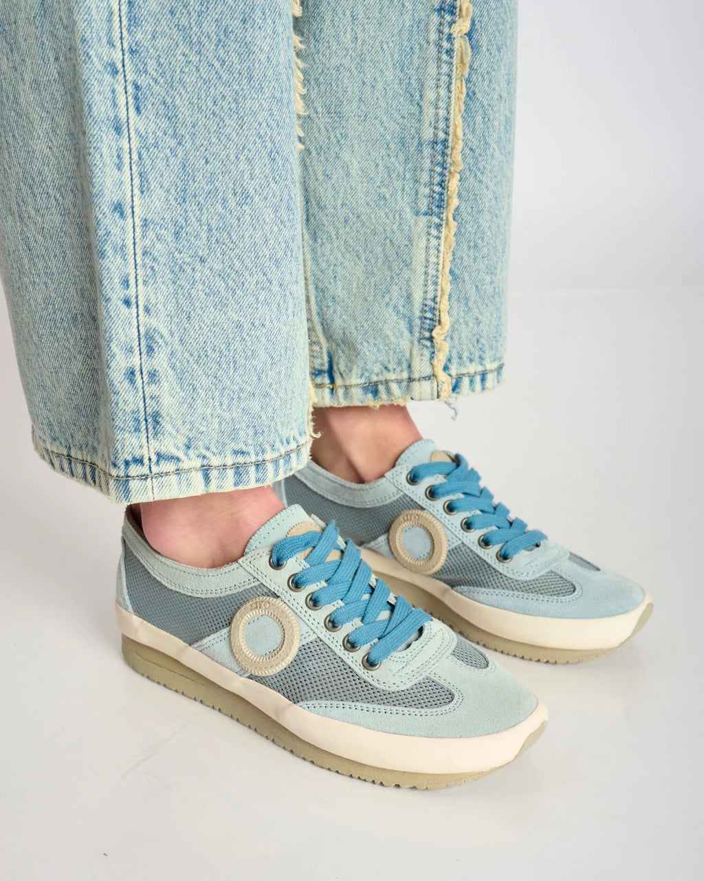 ARO Joaneta Plus Sneaker - Light Blue