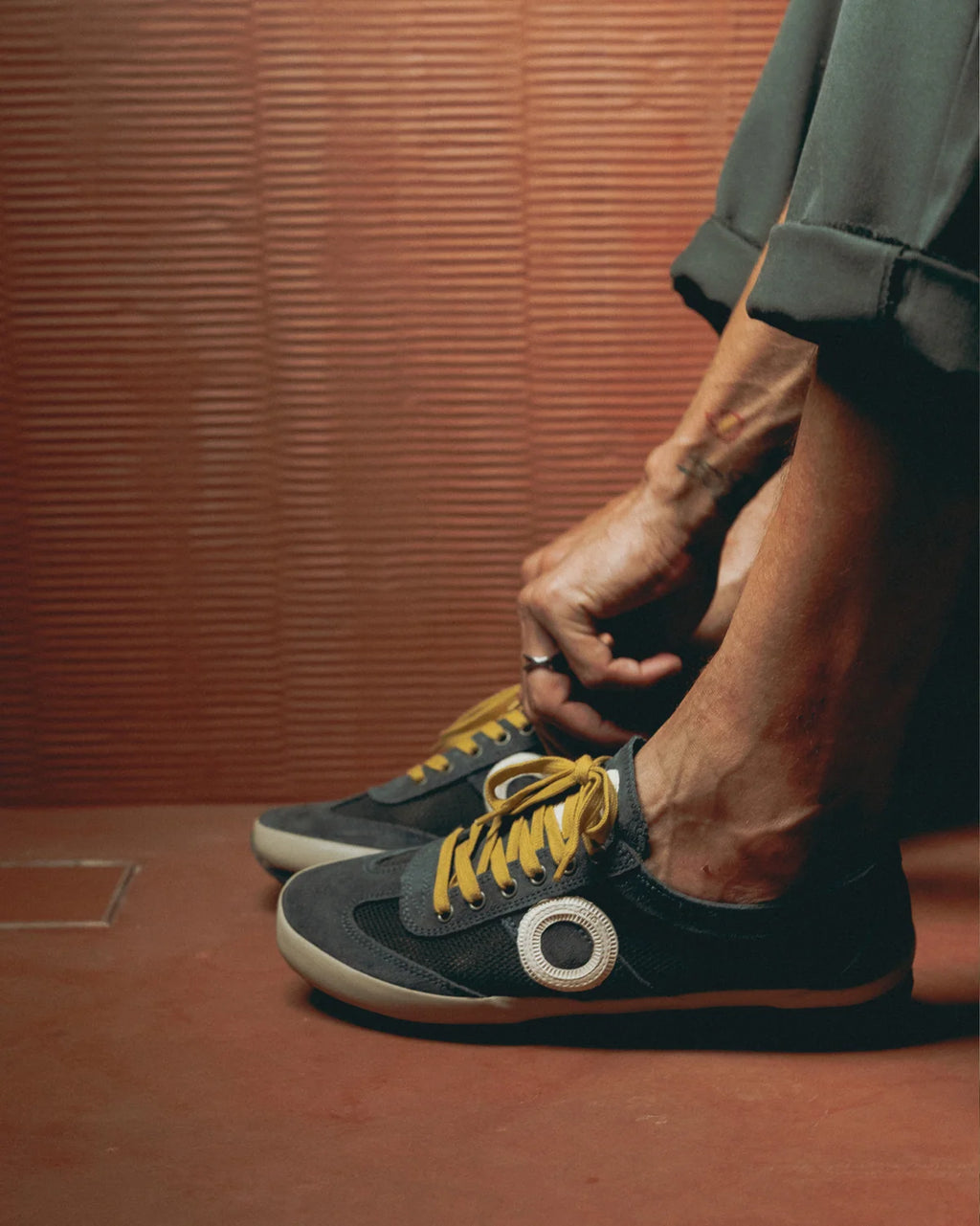ARO Joaneta Plus Sneaker - Deep