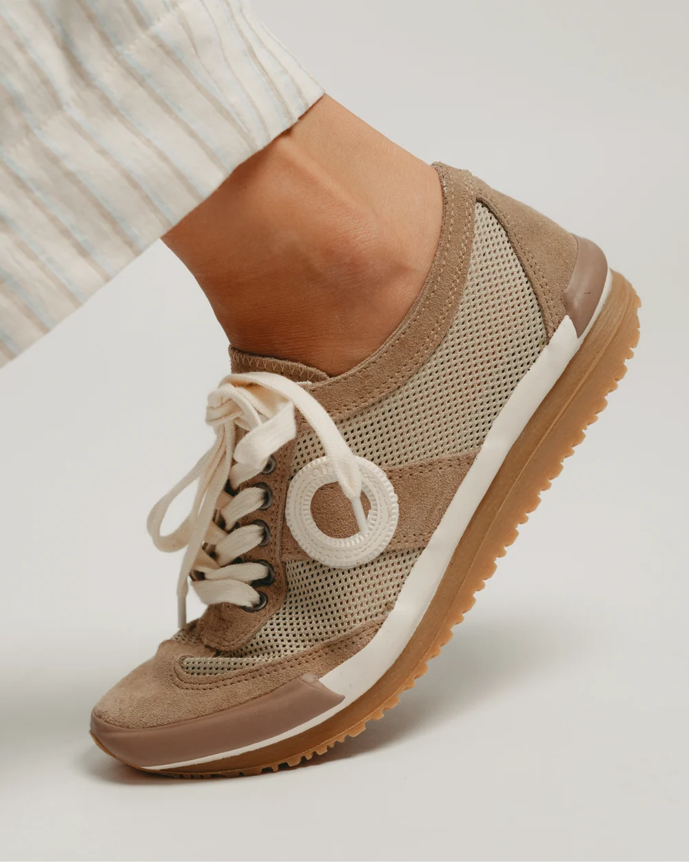 ARO Joaneta Plus Sneaker - Coconut