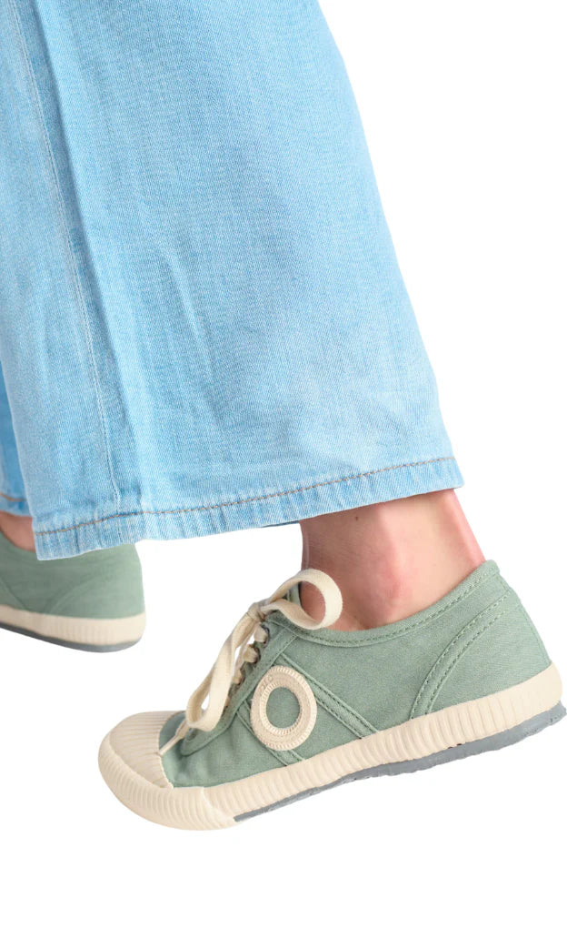 ARO Charlie Sneaker