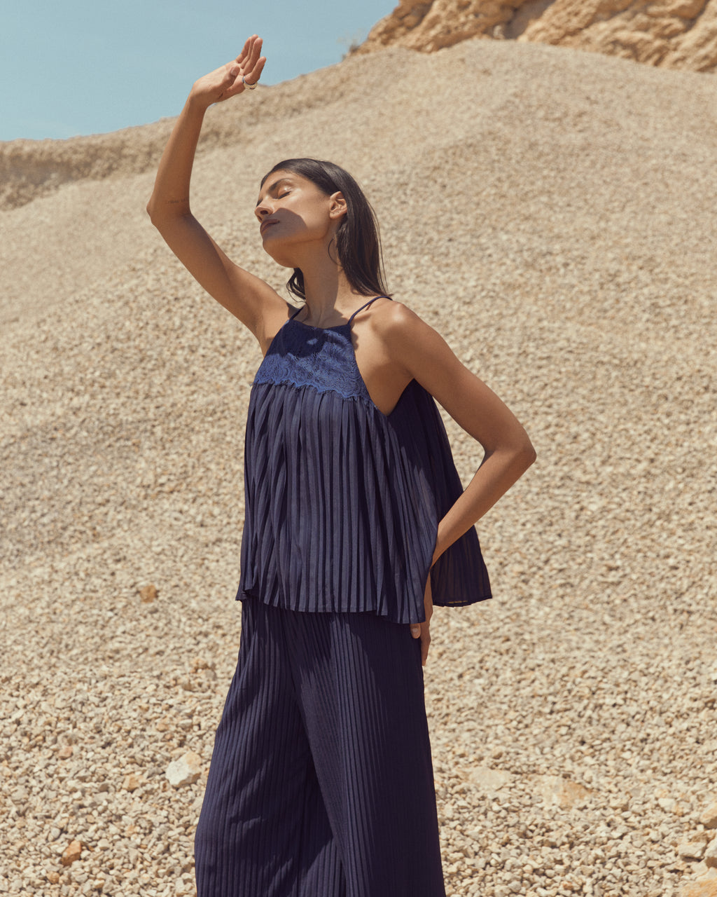 Andam Navy Top