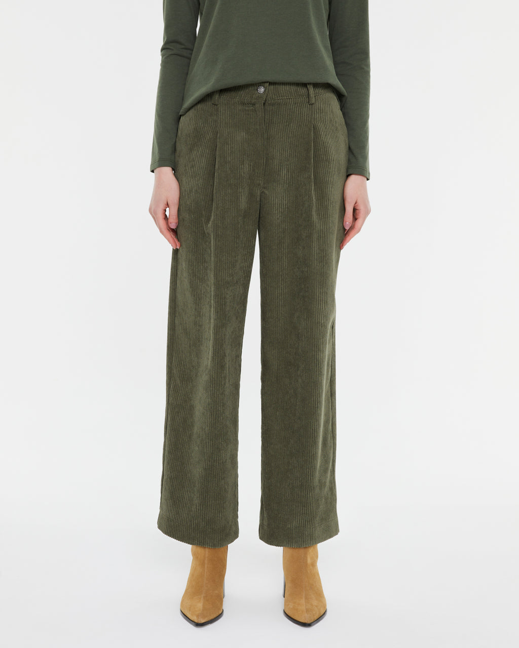 Andam Ankle-length Corduroy Pants