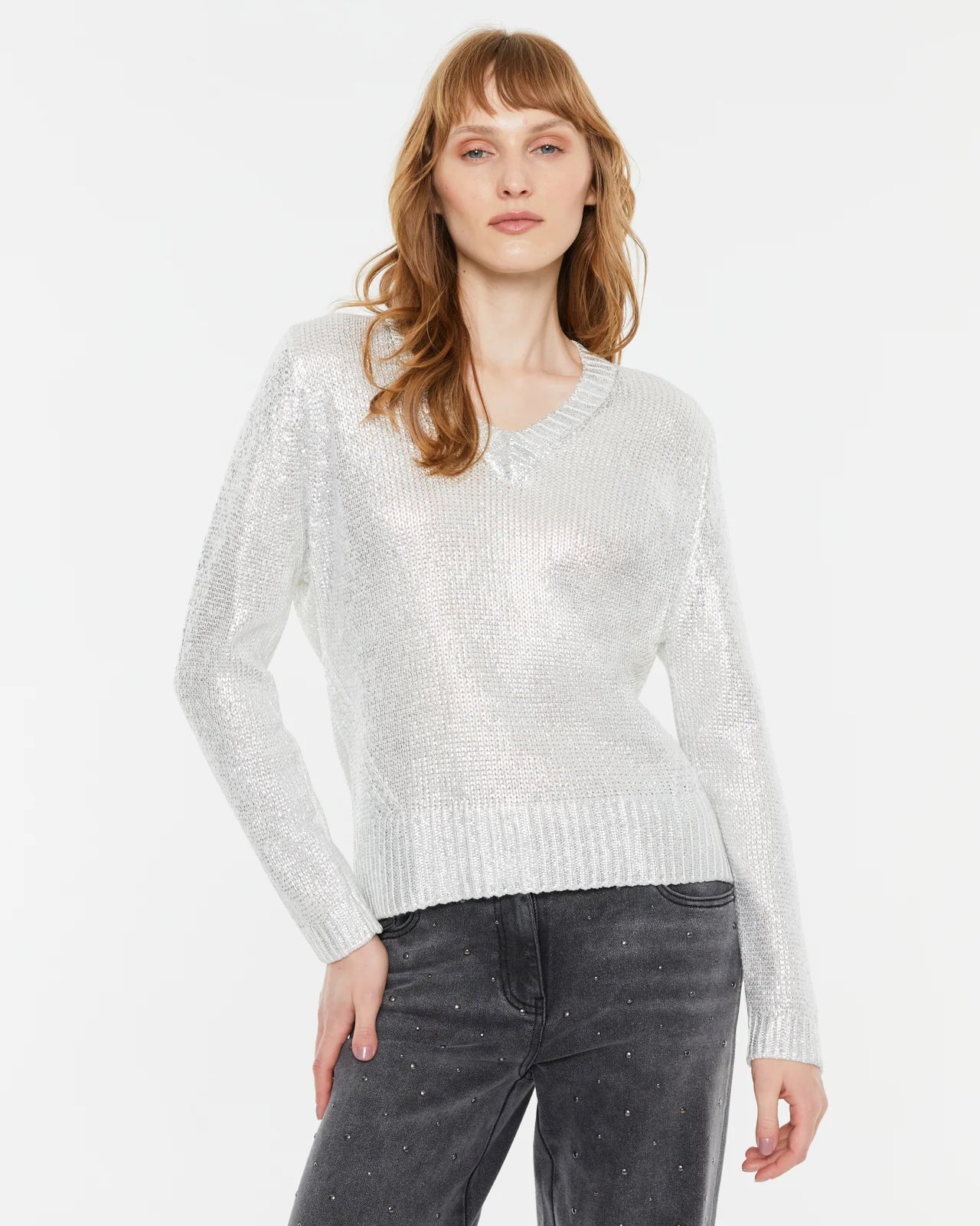 Andam Silver laminated V-neck Sweater