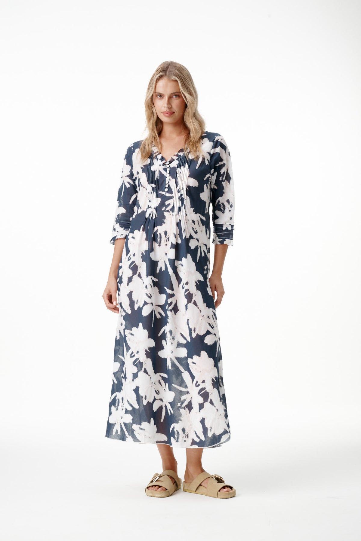 One Season Long Poppy-Indigo Leaf-Cotton-Navy/White