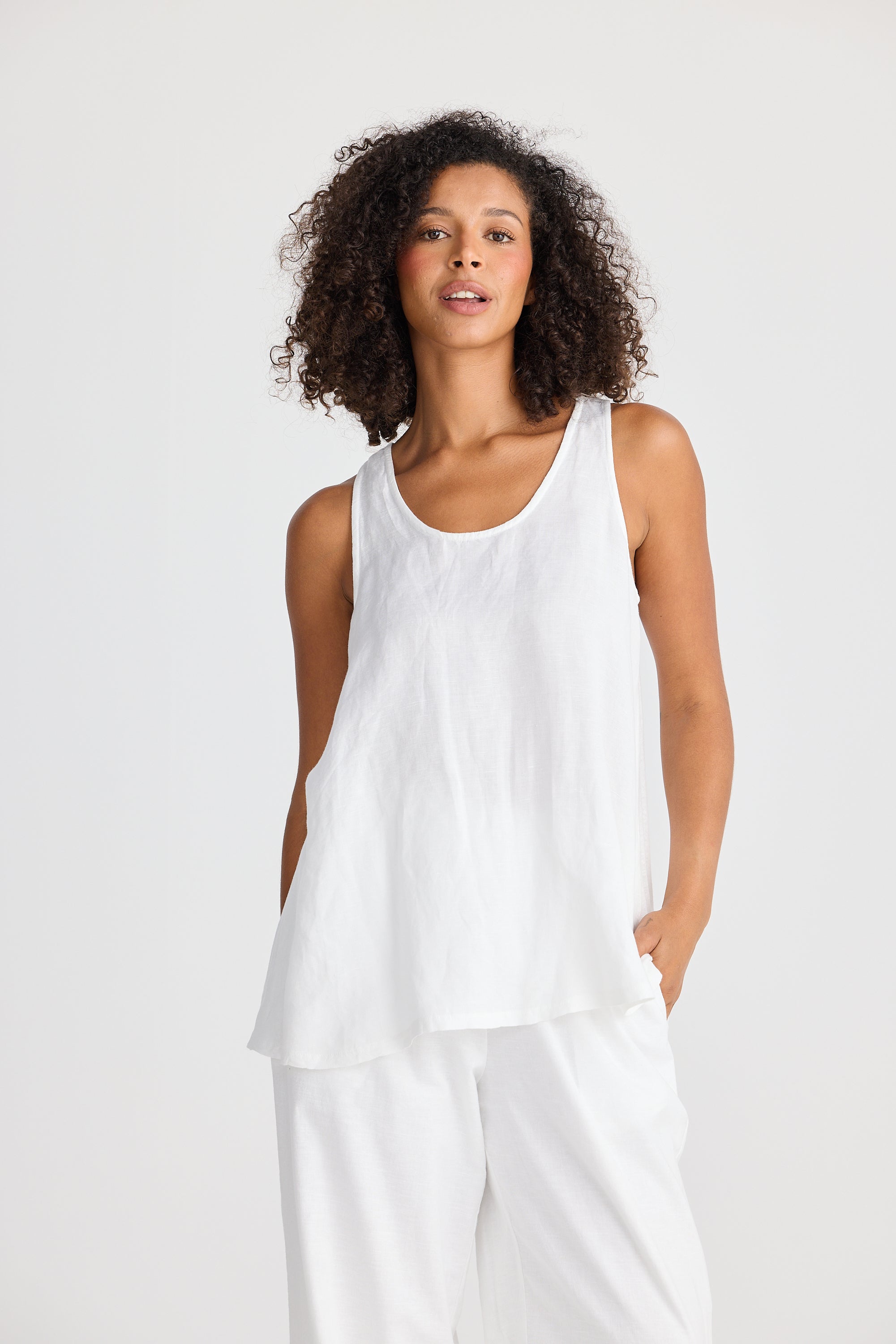 Shanty Livorno  Singlet - White Linen Blend