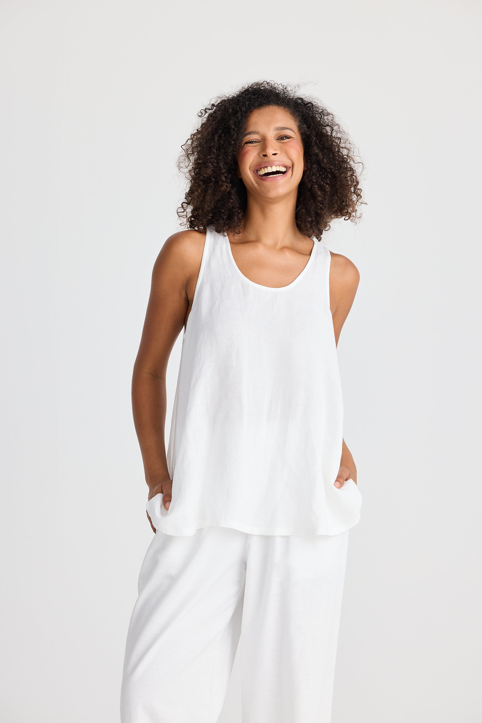 Shanty Livorno  Singlet - White Linen Blend