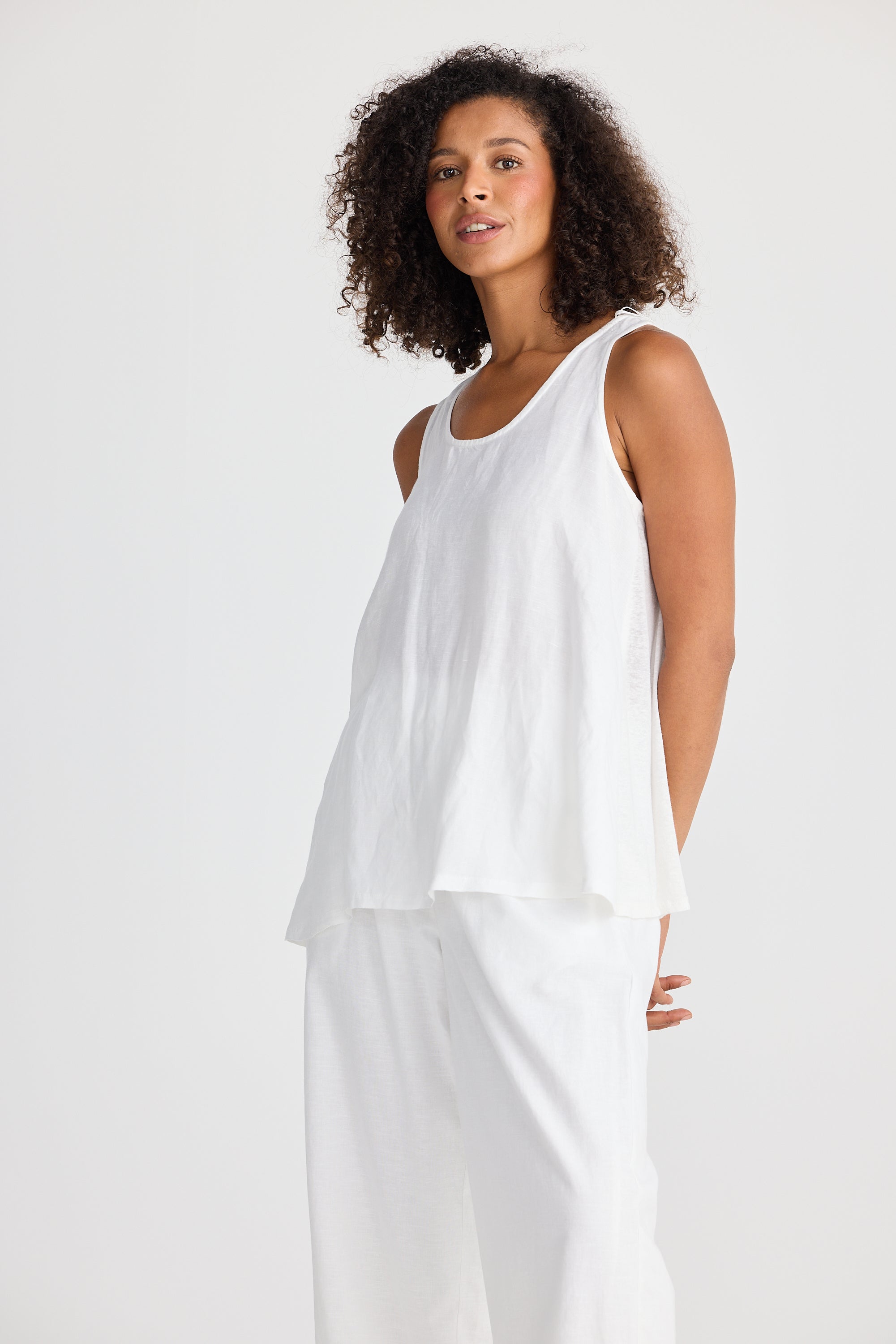 Shanty Livorno  Singlet - White Linen Blend