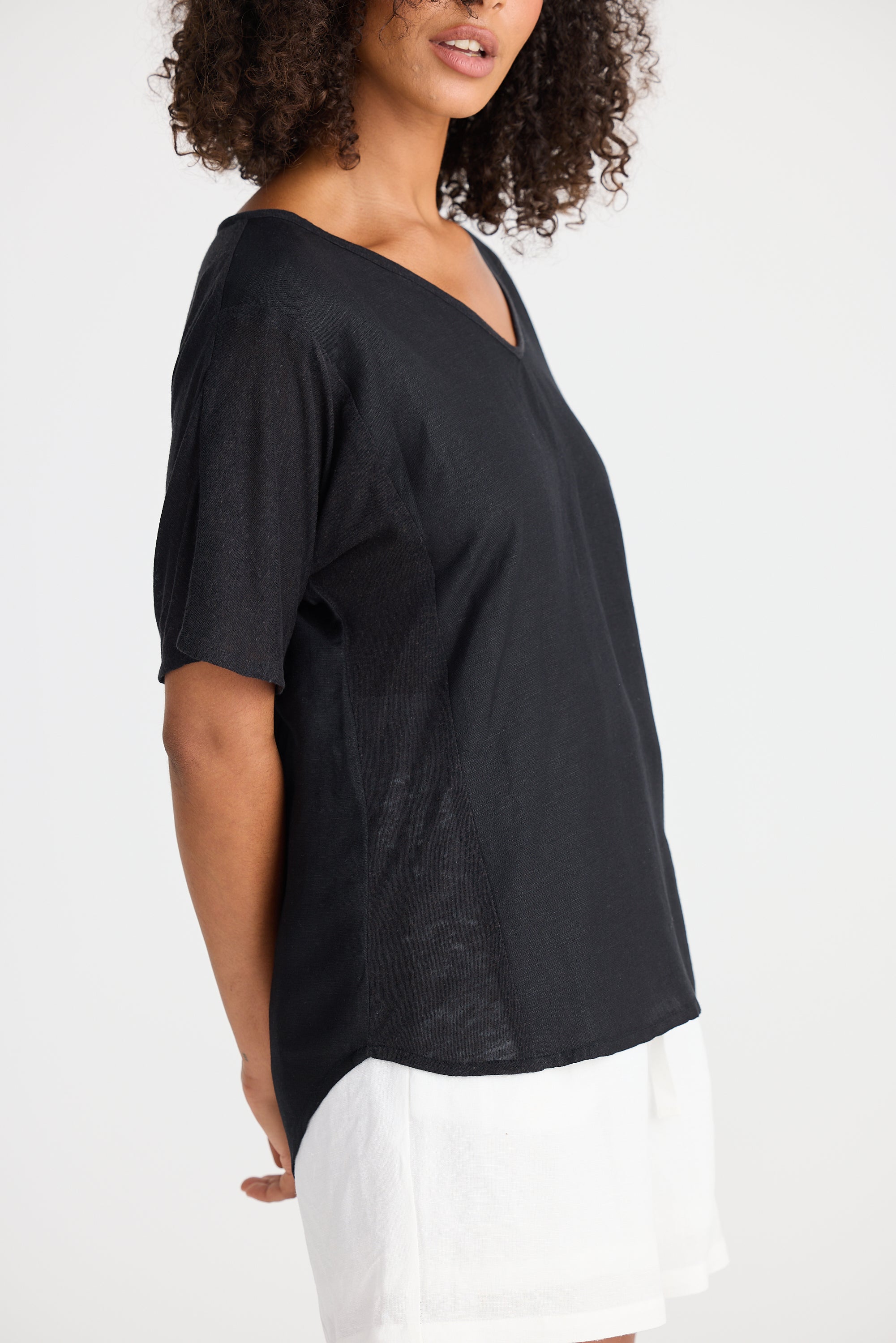 Shanty Livorno Top - Black Linen Blend