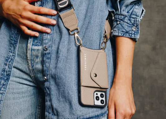 Armadura Crossbody Phone Strap