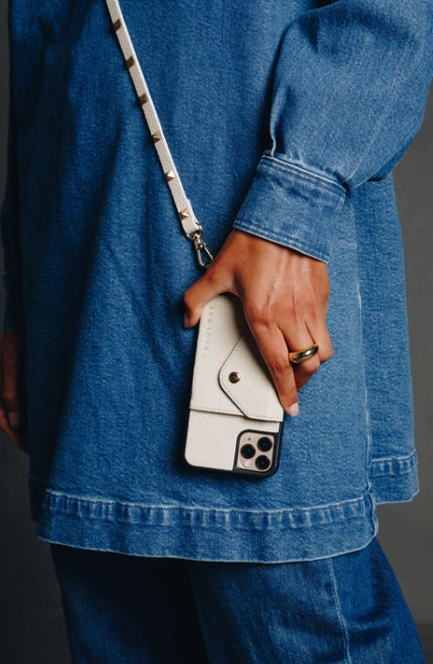 Armadura Minerva Crossbody iPhone Set - Creme