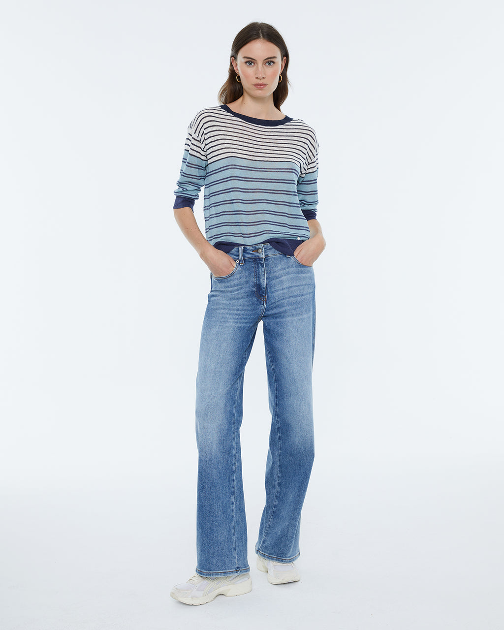 Andam fine-knit striped sweater with a round