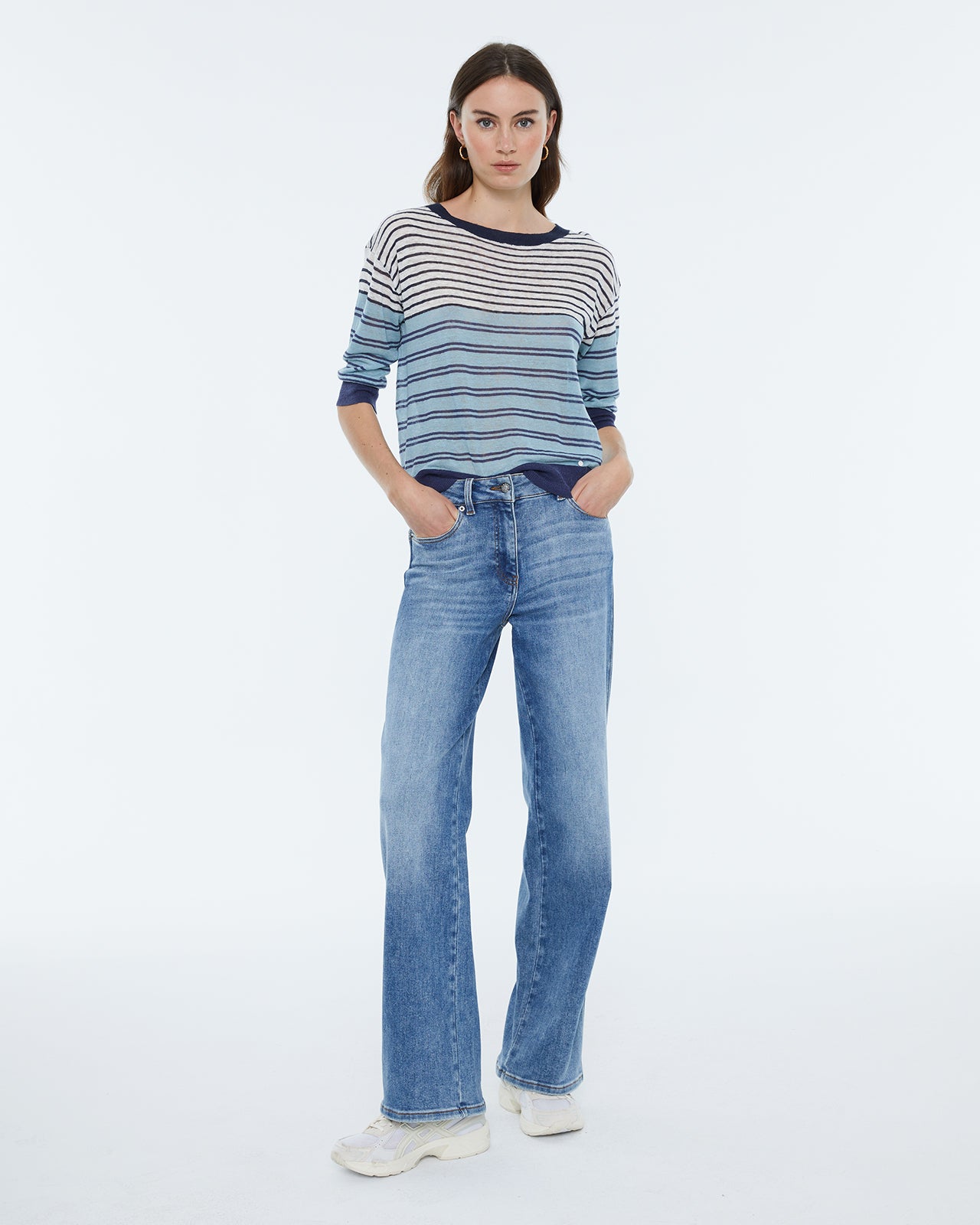 Andam fine-knit striped sweater with a round