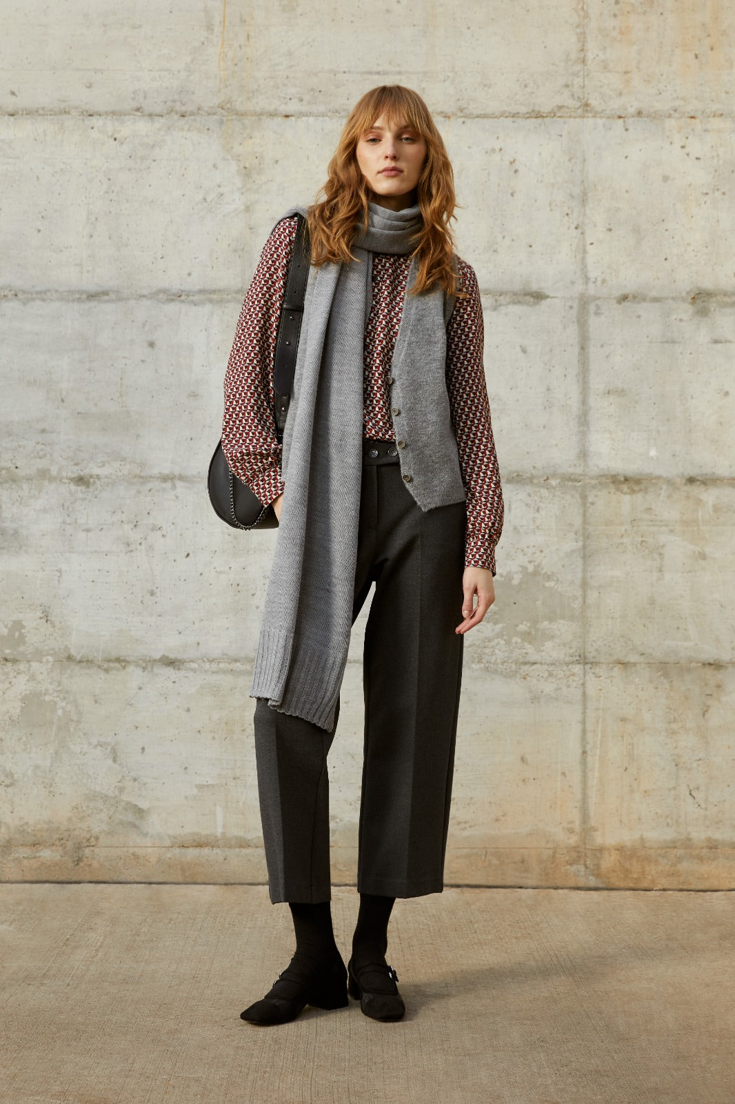 Andam Grey Scarf